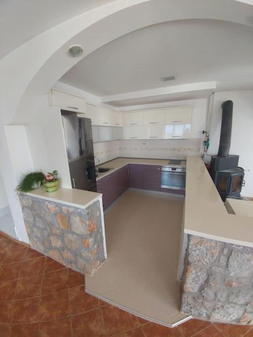 Casa Farmak - 4 Bedroom Lux Apartment With Infinity Pool & Lake View オフリド エクステリア 写真