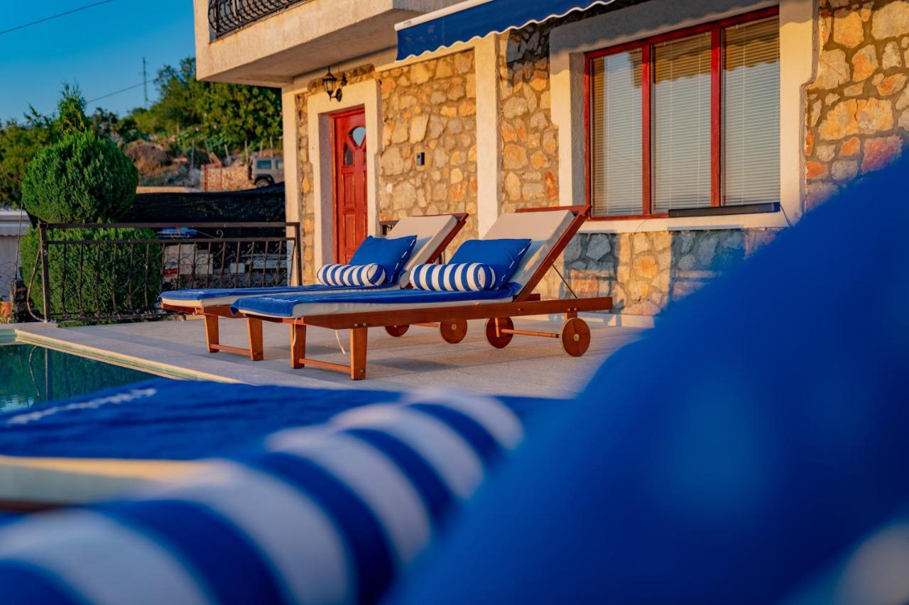 Casa Farmak - 4 Bedroom Lux Apartment With Infinity Pool & Lake View オフリド エクステリア 写真